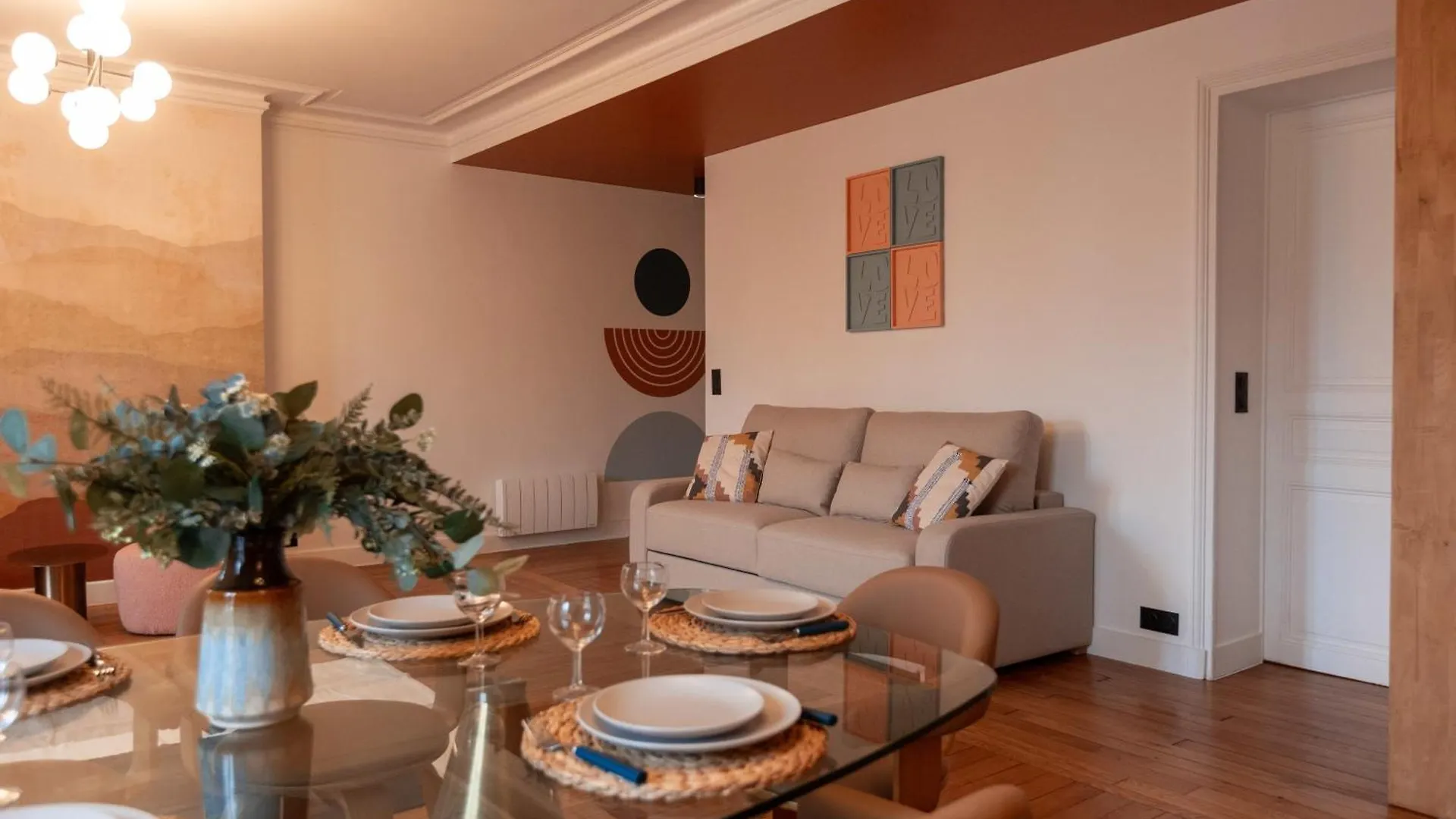 Chic Et Spacieux 6 Personnes- Cite De La Science Apartment Paris